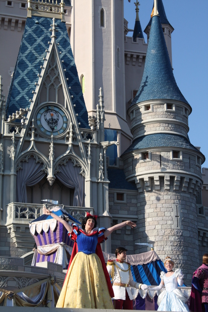 Disneyland Paris: Cómo y dónde ver los personajes » Con peques se puede